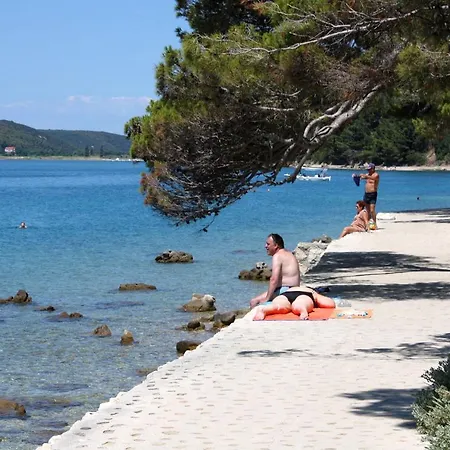 Appartamento By The Sea Rab - 14504 Rab Town